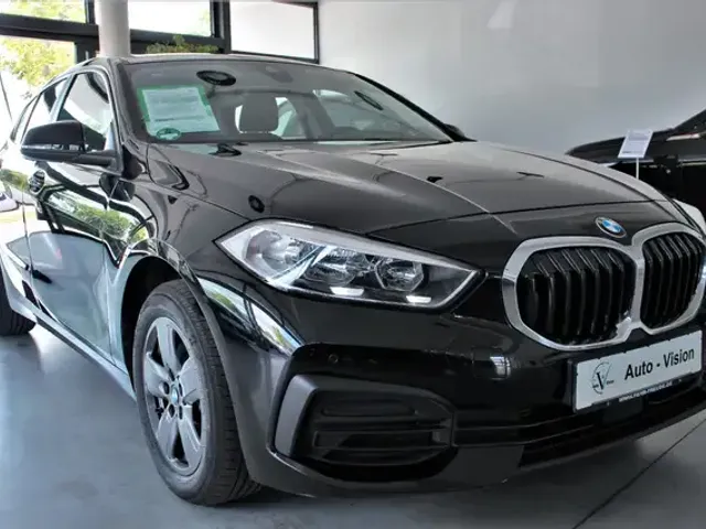 BMW 118