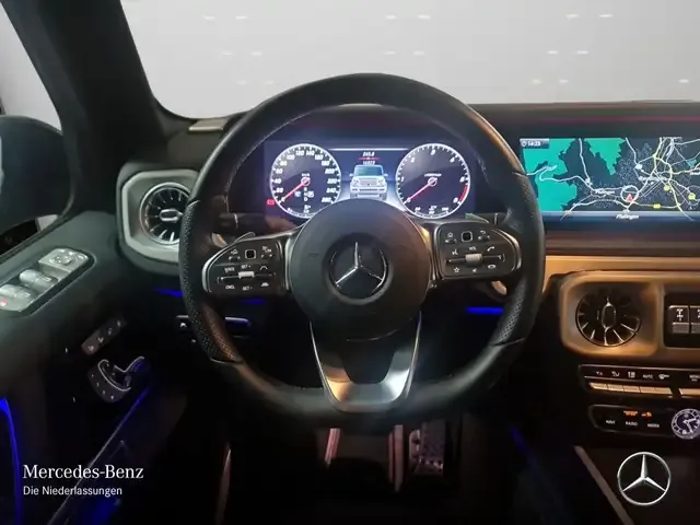 Mercedes-Benz G 400