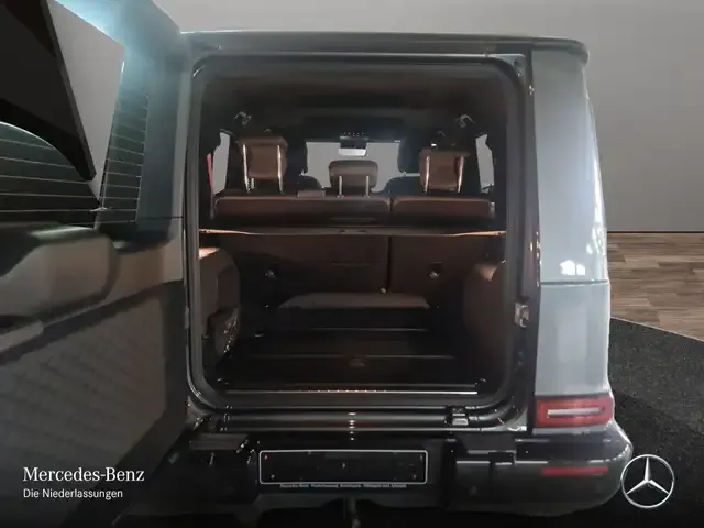 Mercedes-Benz G 400