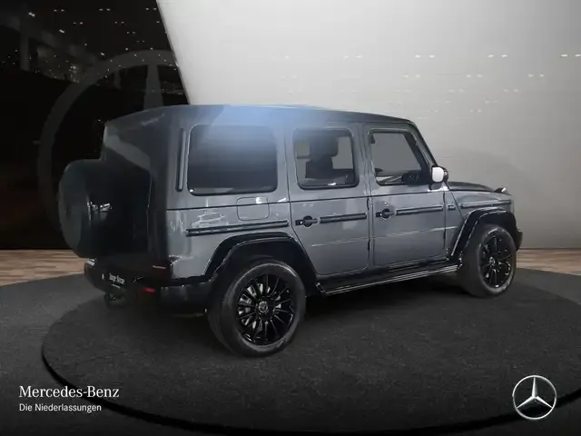 Mercedes-Benz G 400
