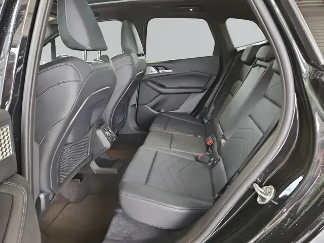 BMW 223