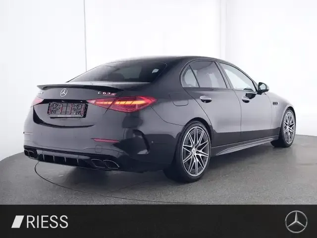 Mercedes-Benz C 63 AMG