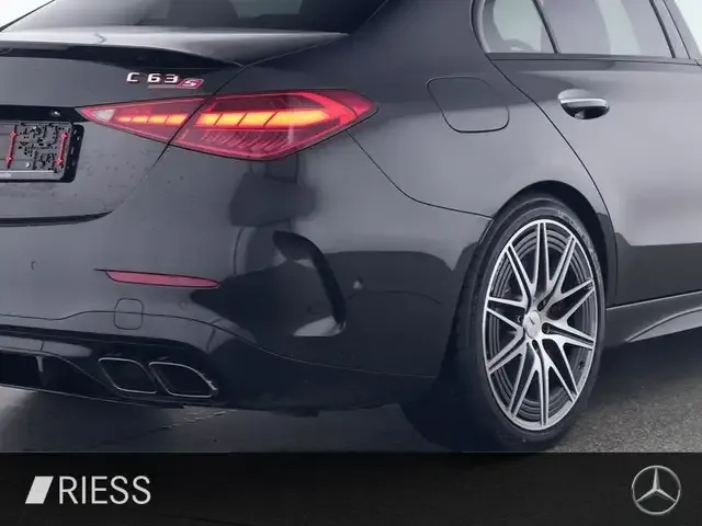 Mercedes-Benz C 63 AMG