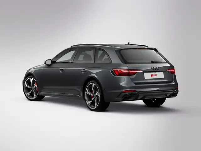 Audi RS4