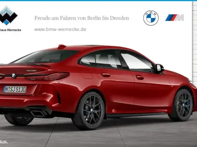 BMW 235