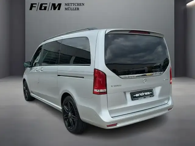Mercedes-Benz V 300