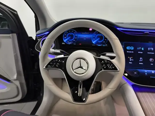 Mercedes-Benz EQS