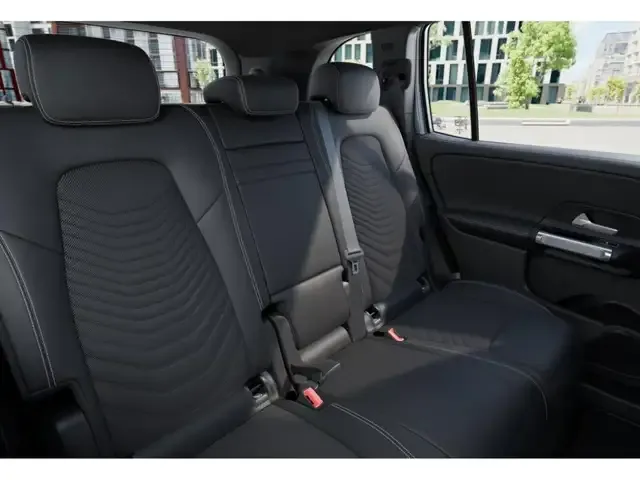 Mercedes-Benz EQB 300