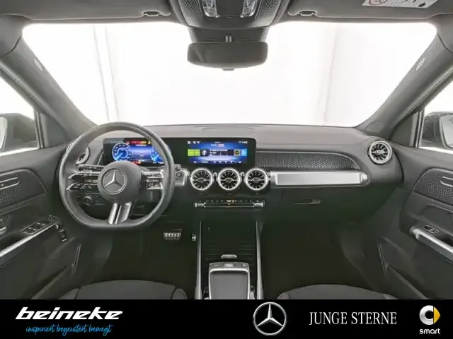 Mercedes-Benz EQB 300