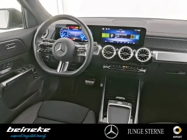 Mercedes-Benz EQB 300
