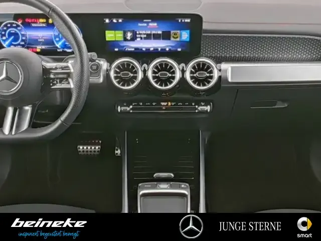 Mercedes-Benz EQB 300