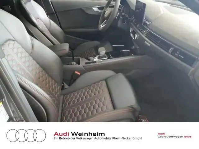Audi RS4