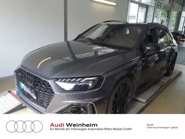 Audi RS4