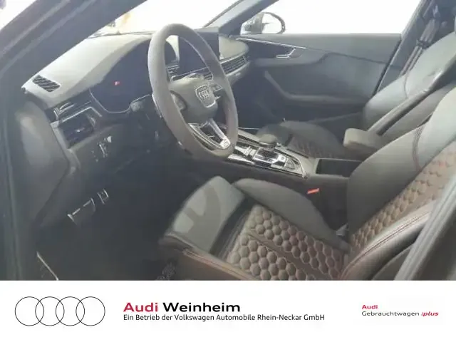 Audi RS4