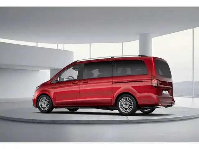 Mercedes-Benz V 220