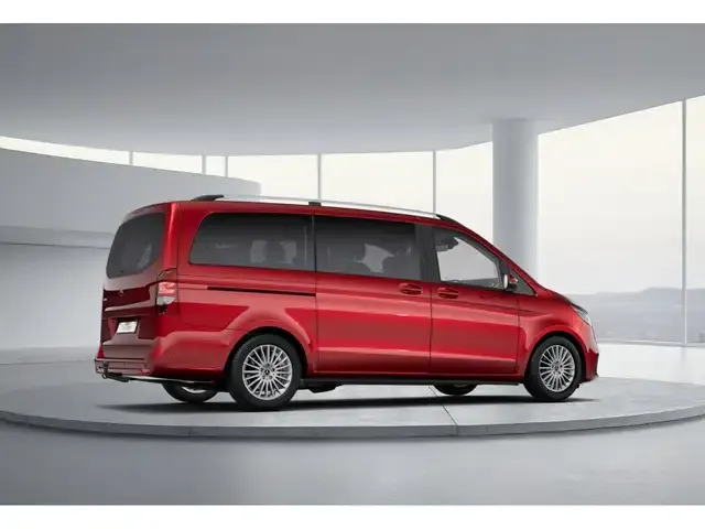 Mercedes-Benz V 220