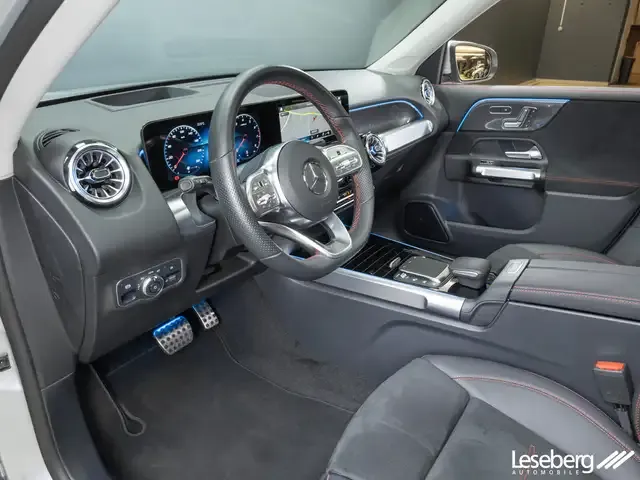 Mercedes-Benz GLB 200