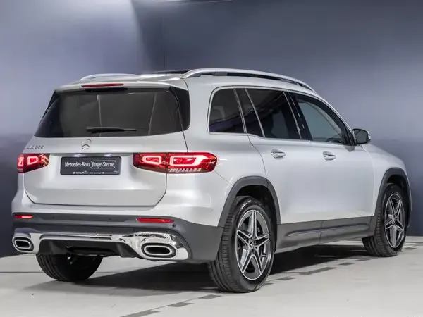 Mercedes-Benz GLB 200