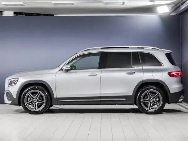 Mercedes-Benz GLB 200