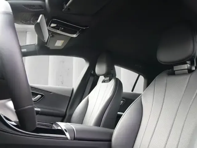 Mercedes-Benz EQE 300