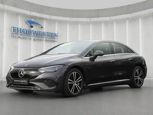 Mercedes-Benz EQE 300