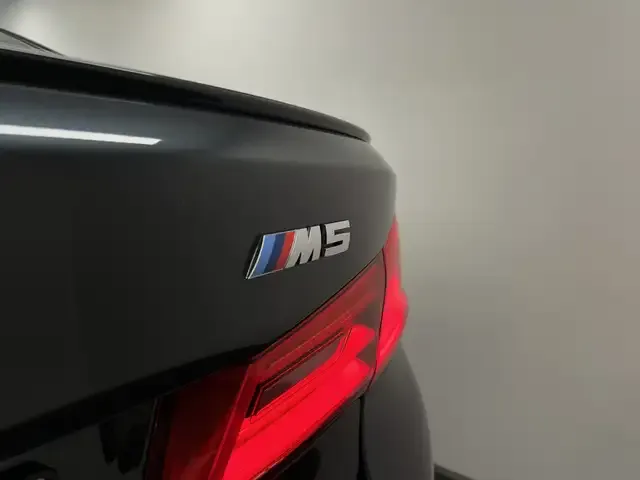 BMW M5