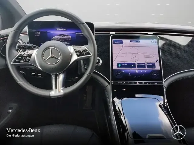Mercedes-Benz EQE 300