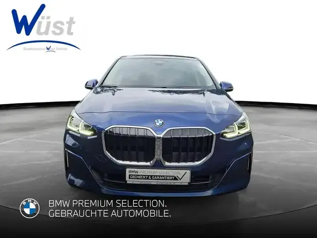 BMW 220