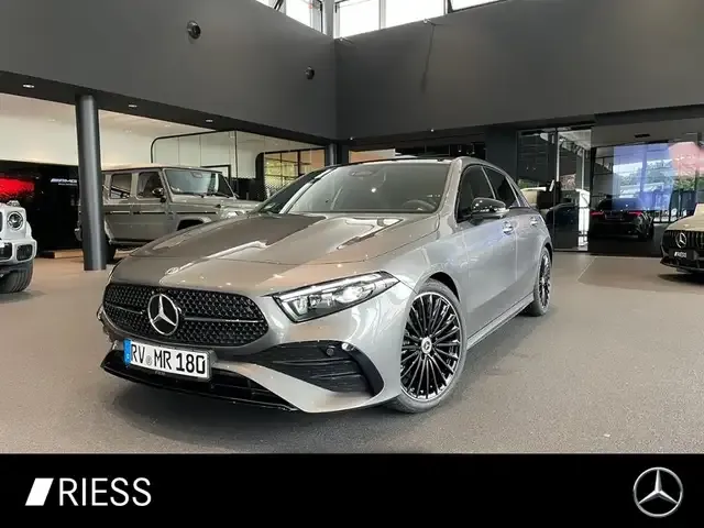 Mercedes-Benz A 220
