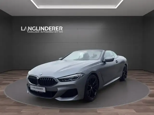BMW 840