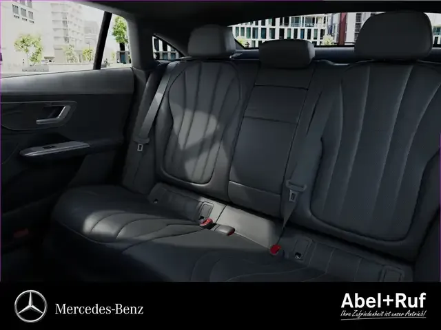 Mercedes-Benz EQE 350