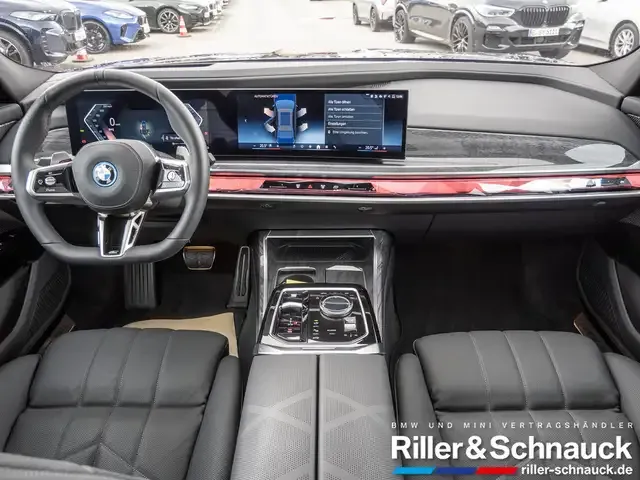 BMW 750