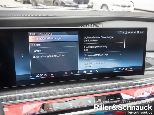 BMW 750