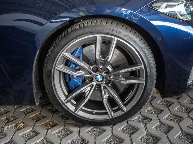 BMW 440