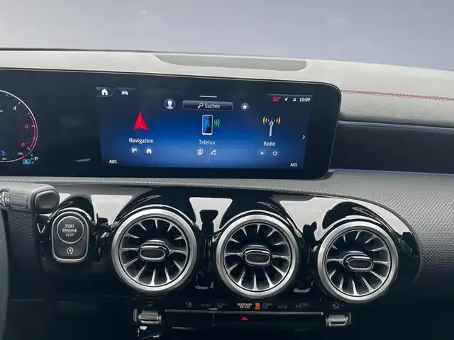 Mercedes-Benz CLA 220