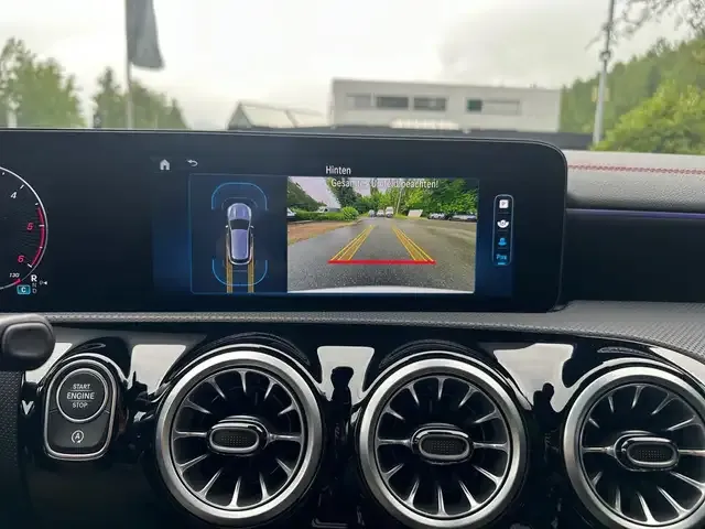 Mercedes-Benz CLA 220