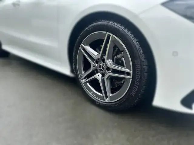 Mercedes-Benz CLA 220