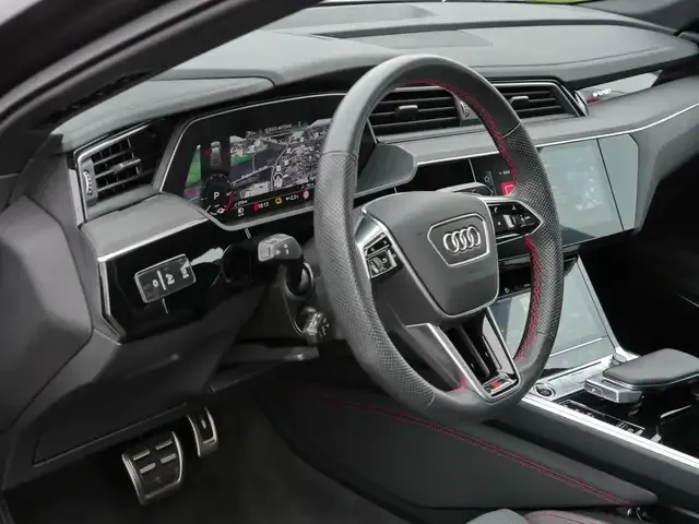 Audi Q8 e-tron
