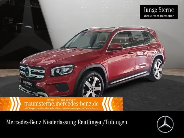 Mercedes-Benz GLB 220