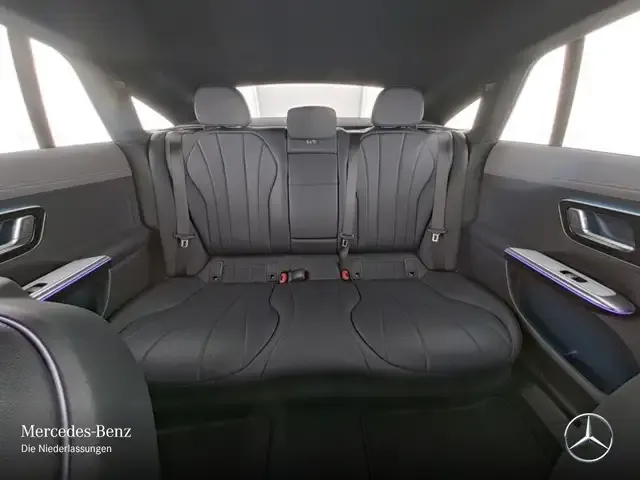 Mercedes-Benz EQE 300