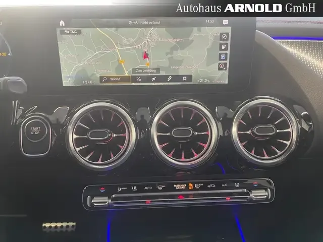 Mercedes-Benz EQA 300