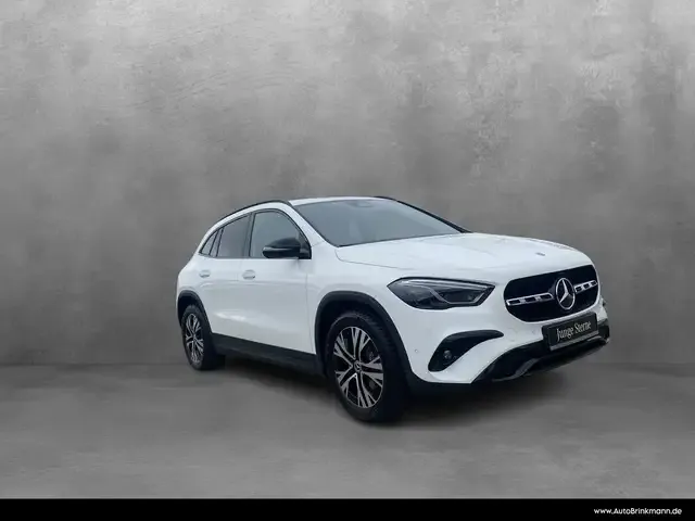Mercedes-Benz GLA 180