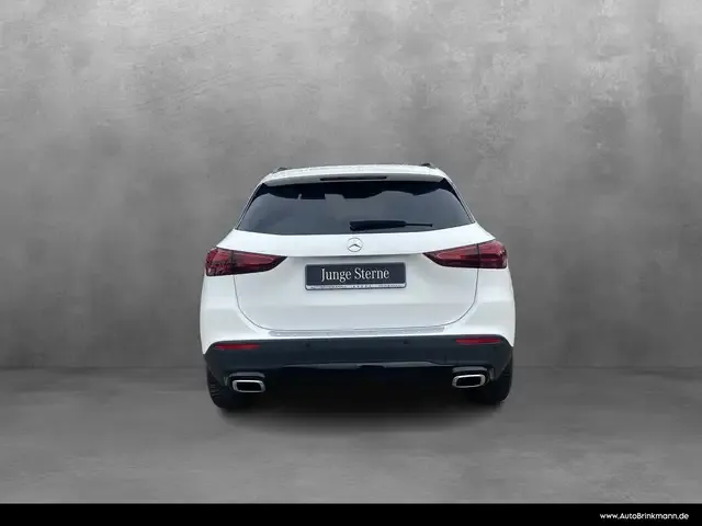 Mercedes-Benz GLA 180