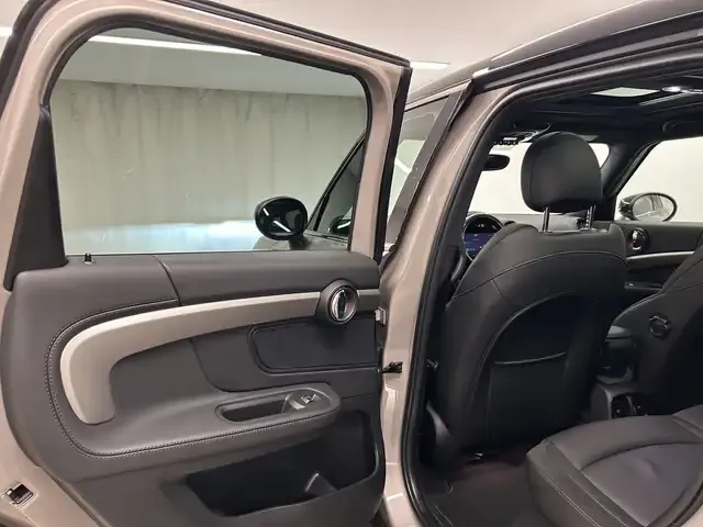 MINI Cooper SE Countryman