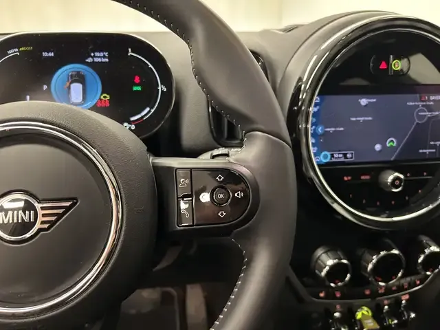 MINI Cooper SE Countryman