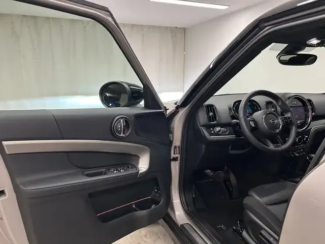 MINI Cooper SE Countryman