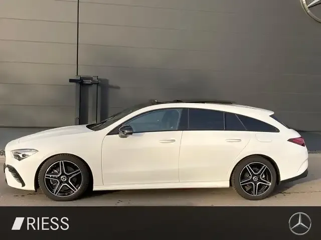 Mercedes-Benz CLA 220