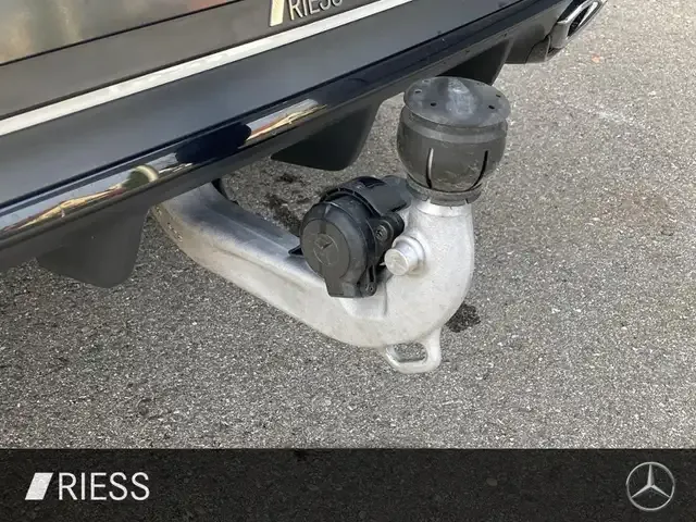 Mercedes-Benz CLA 220