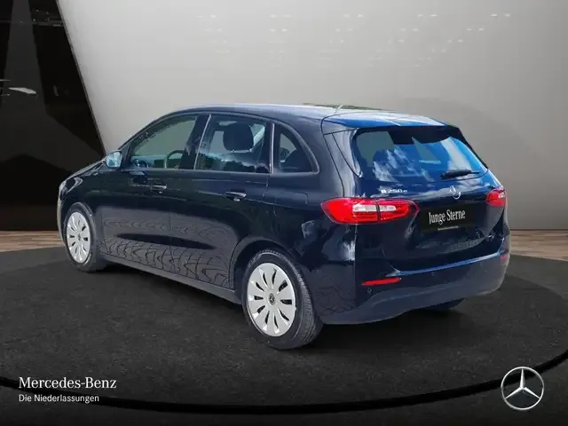 Mercedes-Benz B 250