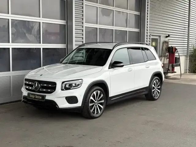 Mercedes-Benz GLB 200